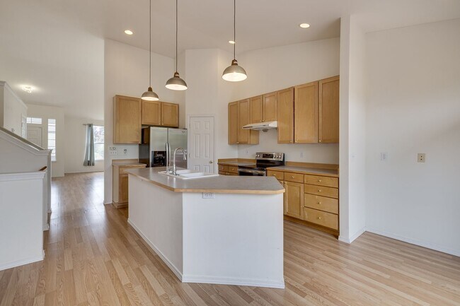 Foto del edificio - Spacious 4 Bed Home for Rent in Mountlake ...