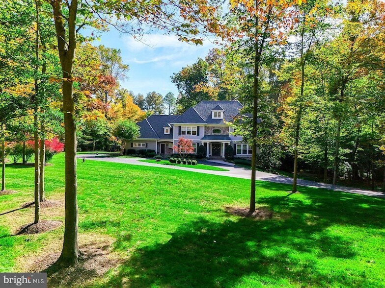 Foto principal - 492 River Bend Rd