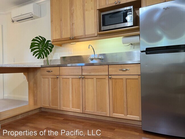 Building Photo - Studio, 1 bath House - 2320 SONOMA ST Lowe...