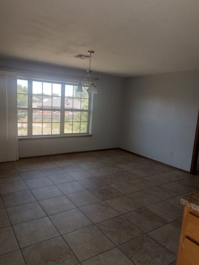 Foto principal - 902 NW 66th St