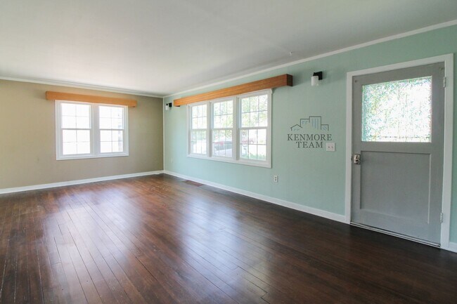 Foto del edificio - 3 Bedroom, 1 Bath 1800 sqft Duplex in Richland