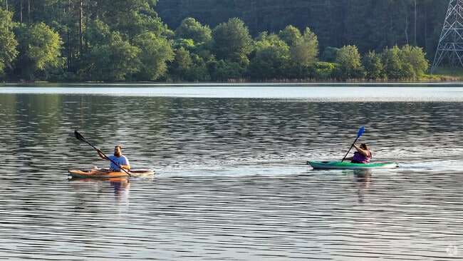 Visitors of Winder's Fort Yargo State Park can enjoy a fun experience kayaking out on the water.