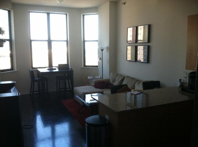 Foto del edificio - 1464 S Michigan Ave