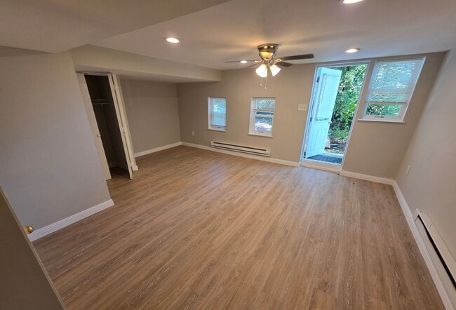 Building Photo - 10903 Nandina Ct