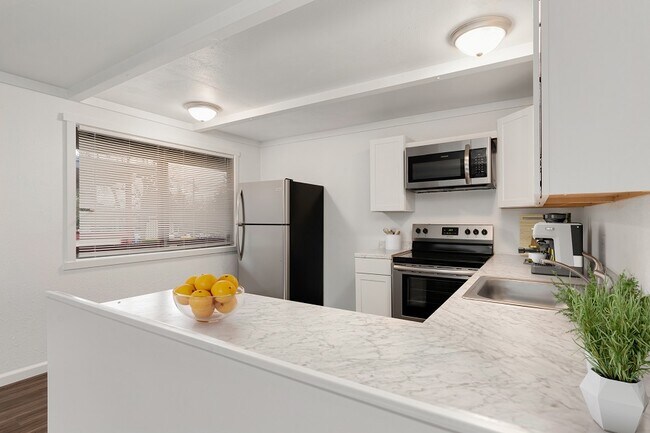 Foto del edificio - 4815 115th St Ct SW