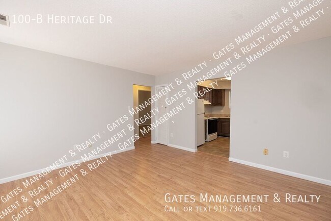 Building Photo - Tidy Duplex in Ideal Location