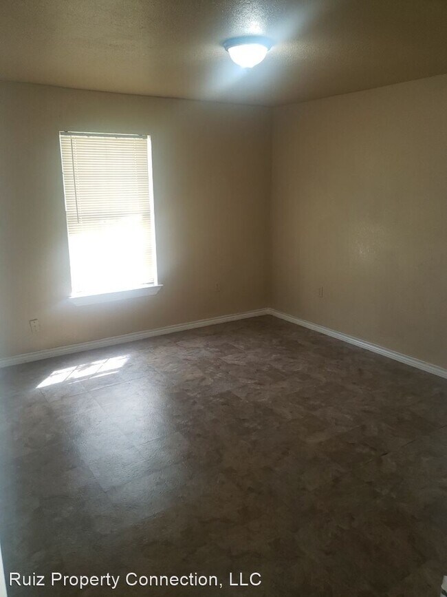 Foto del edificio - 3 br, 2 bath House - 1800 Lloyd Ave
