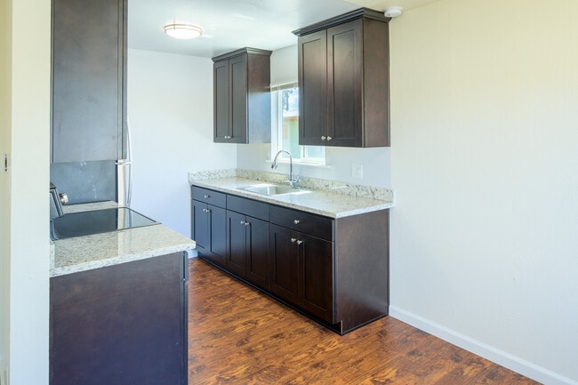 Building Photo - 1626 Dwight Way