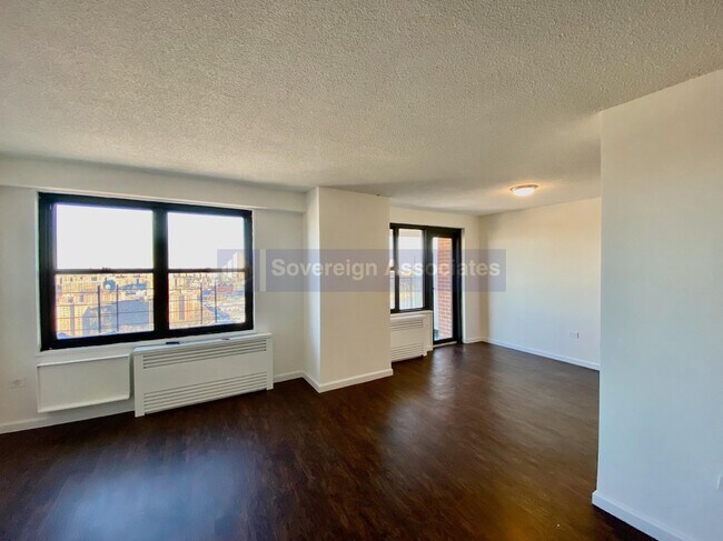 Foto del edificio - 150 West 225th Street