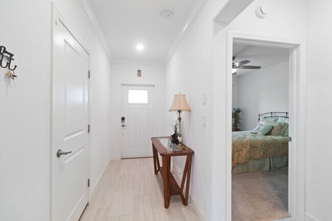 Foto del edificio - 31451 Moniker Mast Ln