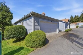 Building Photo - 4063 Flora Dr