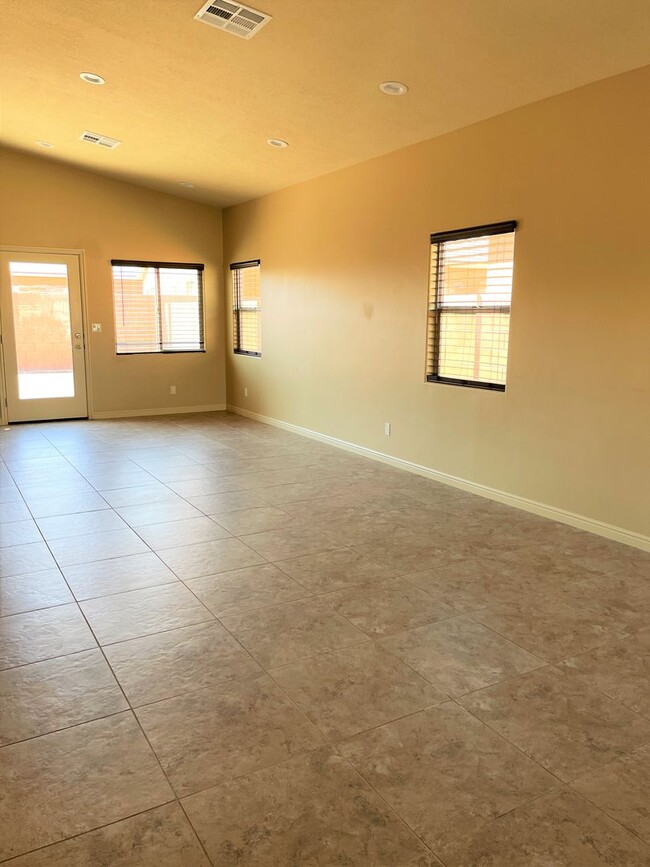 Building Photo - APPLICATION PENDING- Three Bedroom Home in...