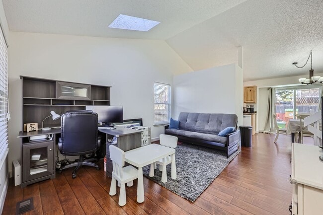 Building Photo - Great 3 bedroom home in Fairfax