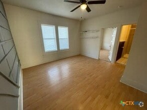 Building Photo - 303 S Wilson Valley Dr