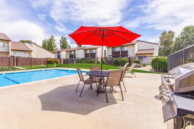 Building Photo - Cedarwood Apartments