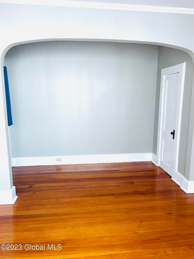 318 Alplaus Ave, East Glenville, NY 12008 Room for Rent in East Glenville, NY