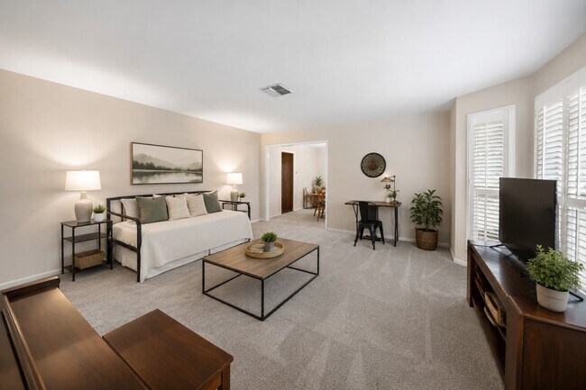 Foto del edificio - 4912 Goose Creek Dr