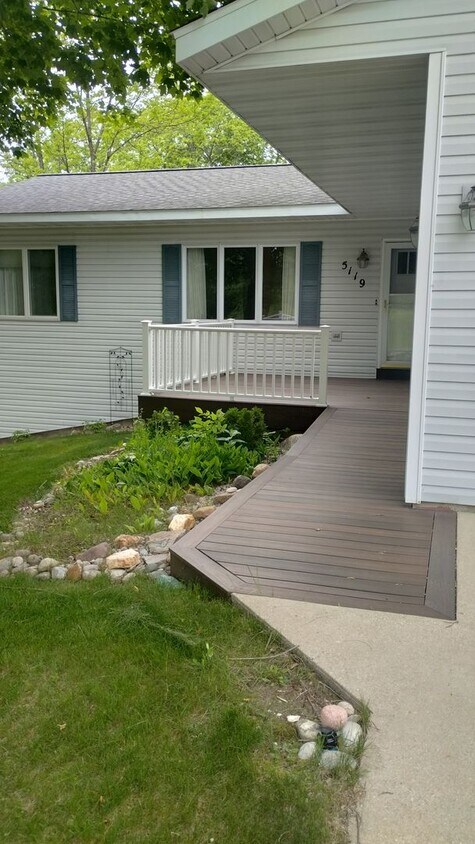 Foto principal - ~Coming Soon!~ West Side Gem – Spacious 4 ...