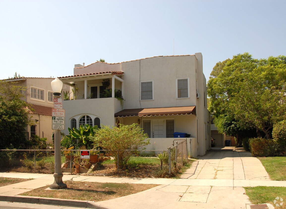 Foto principal - 629 N Orange Dr