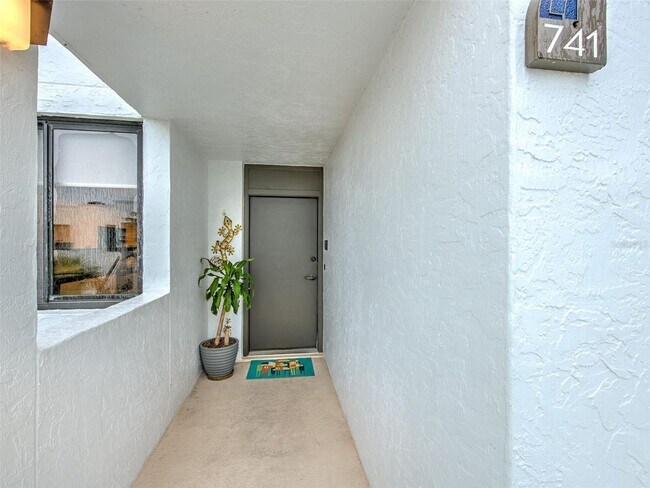 Foto del edificio - Furnished - Short Term!