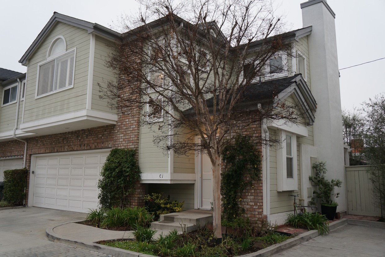 Front of Condo - 2375 Elden Ave