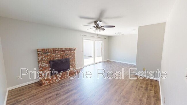 Foto del edificio - 13613 Powers Rd