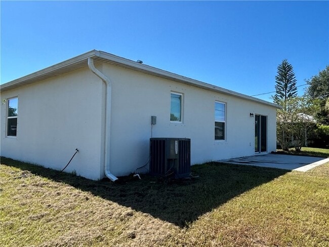 Building Photo - 7785 101st Ct