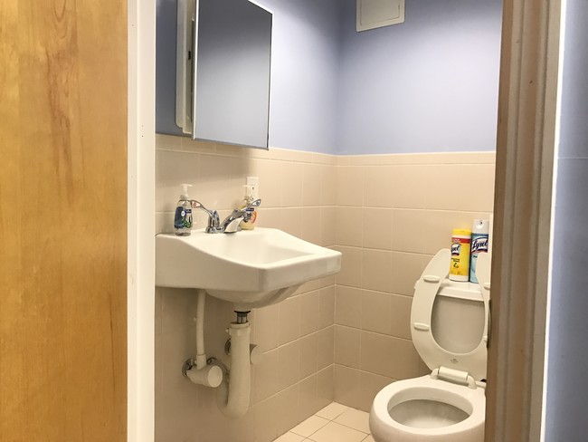 Bathroom - Asbury