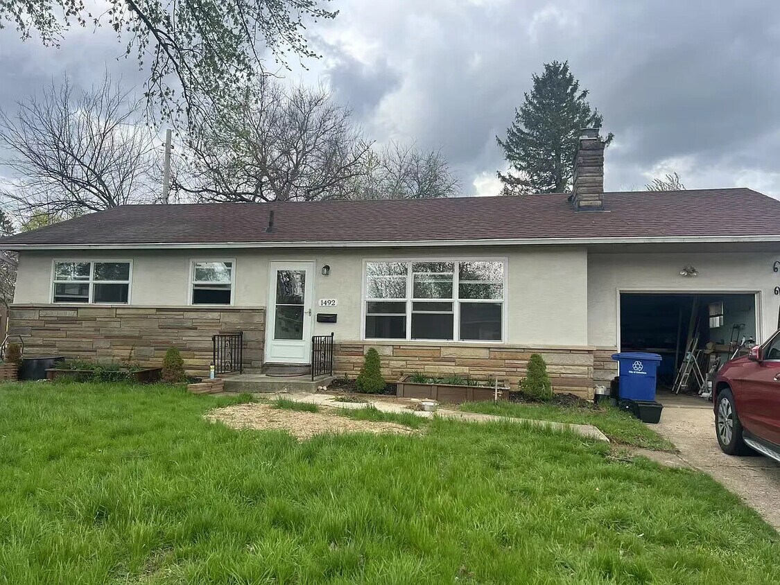 Foto principal - 1492 Garywood Ave