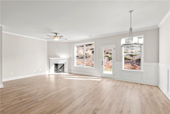 Foto del edificio - 360 Cherryhill Ln