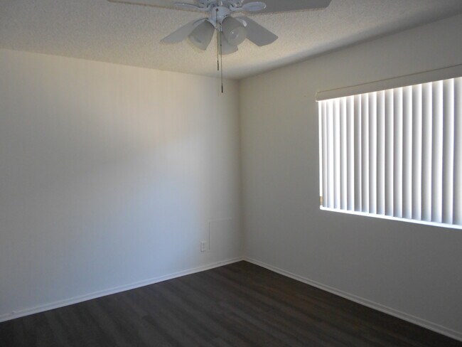 Foto del edificio - 3721 Midvale Ave