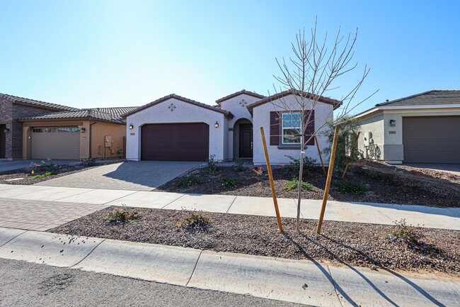 Foto del edificio - New 5-Bedroom Home in Goodyear with Upgrad...