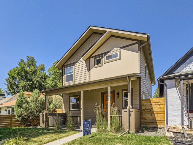 Building Photo - COMING IN  May!!!!!!  Spacious 4 Bedroom, ...