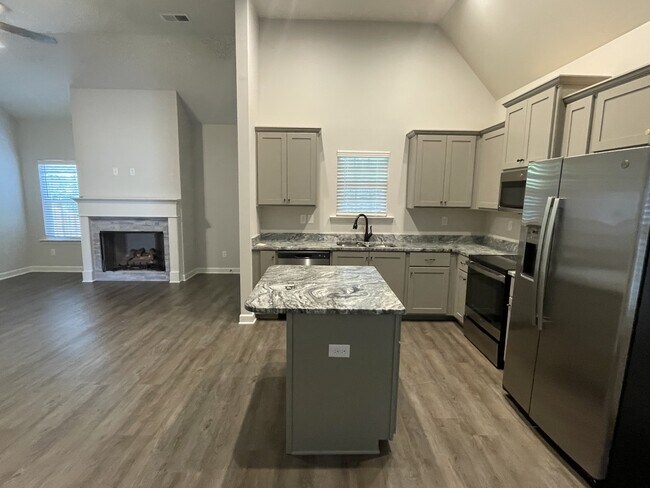 Building Photo - 2936 Dickerson Dr