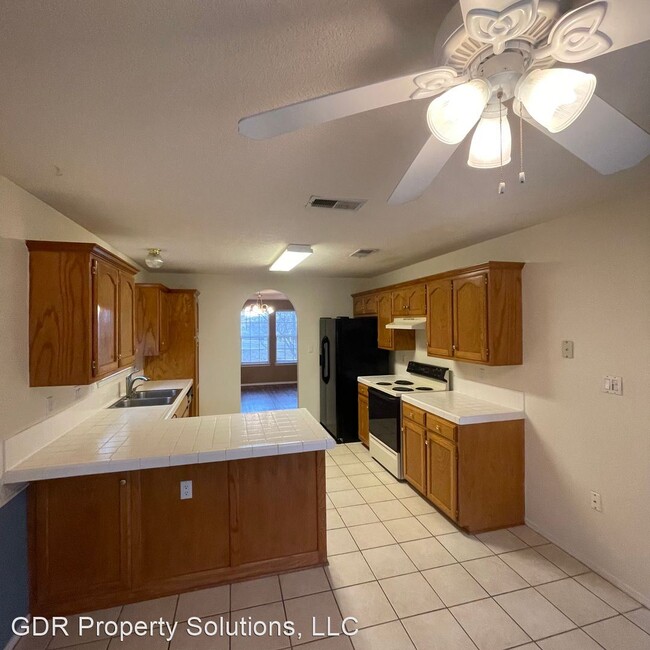 Building Photo - 3 br, 2 bath House - 10316 Rio Los Pinos D...