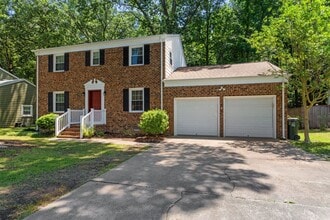 Building Photo - 106 Rowe Dr