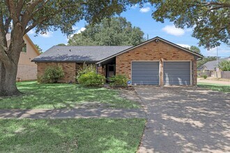 Building Photo - 202 Coppersmith Dr