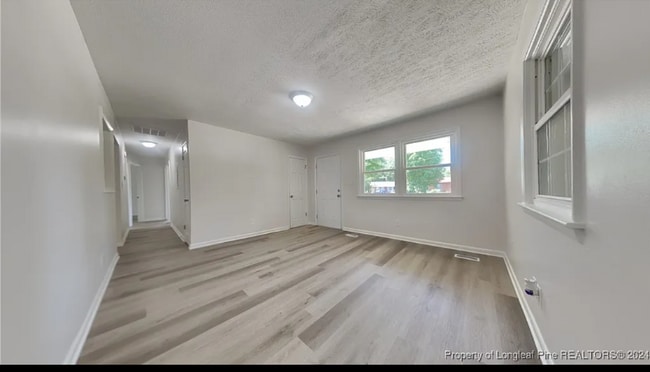 Building Photo - 2609 Aden Pl