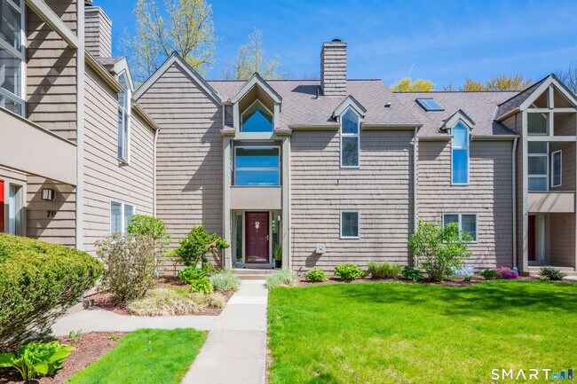 Foto del edificio - 72 Timberwood Rd