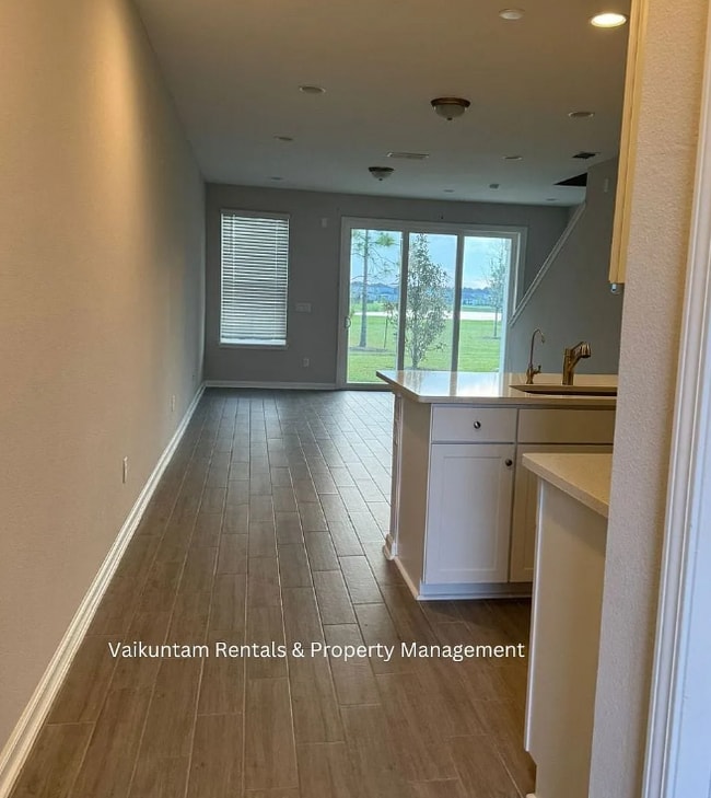 Foto del edificio - 370 Richmond Dr