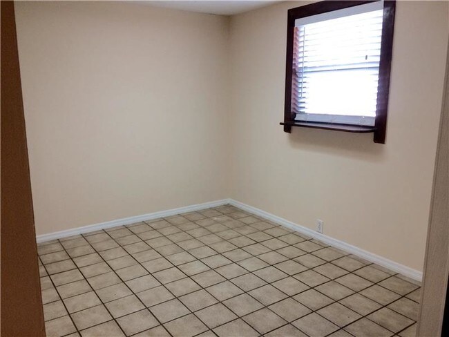 Foto del edificio - 10340 Lawson Rd