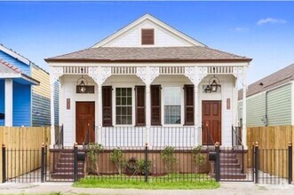 Building Photo - 2120 St Roch Ave