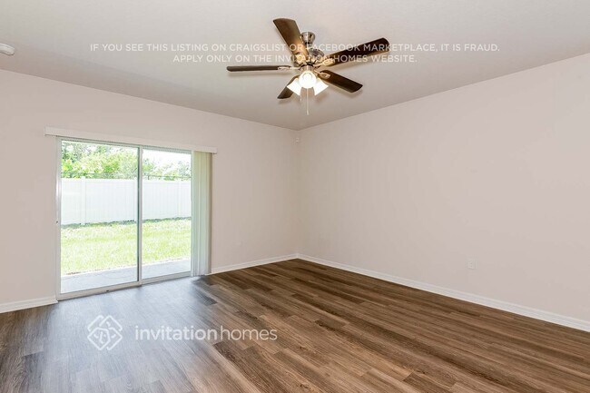 Building Photo - 8052 Majestic Palms Ct