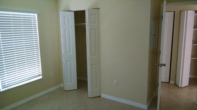 Building Photo - 3004 Forrestal Ct