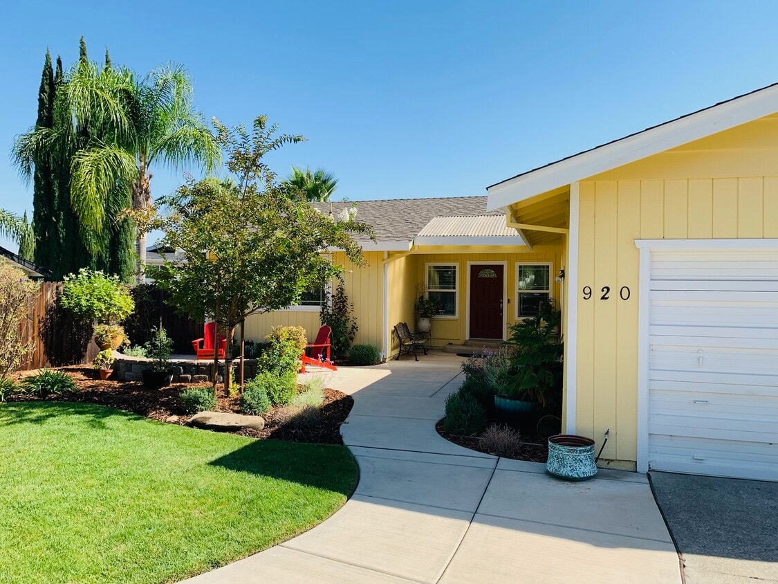 Foto principal - 920 Linwood St