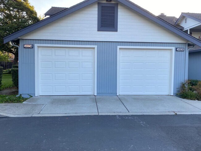 Photo - 34604 Gucci Terrace Apartment