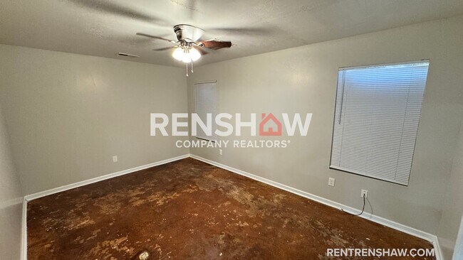 Building Photo - 3017 Chelsea Ave