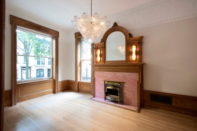 Building Photo - 4 Hamilton Terrace