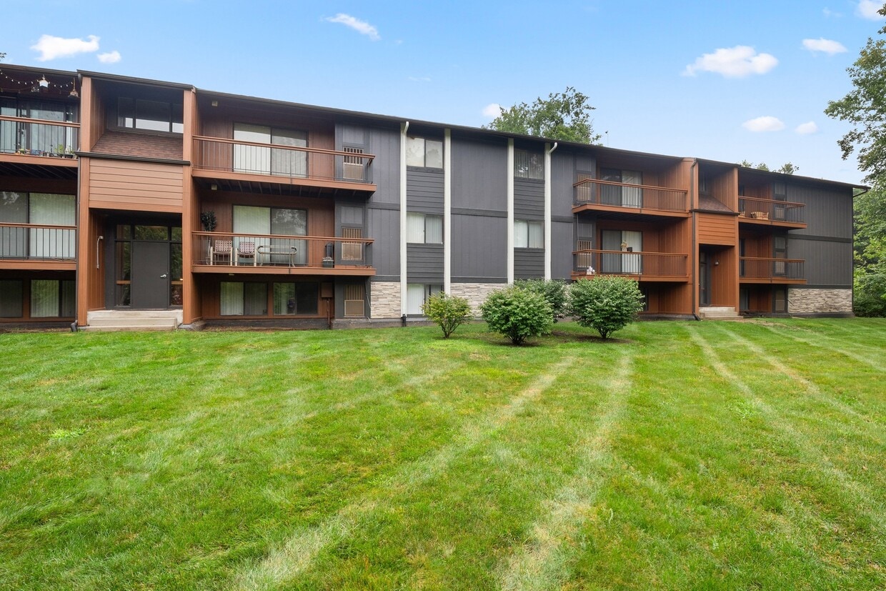 Primary Photo - The Trilogy Apartments