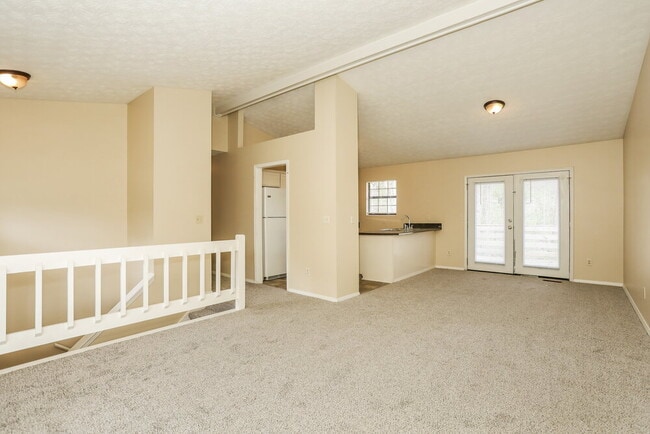 Foto del edificio - 5207 Great Meadows Rd